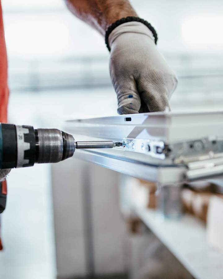 Conception et pose de menuiseries en PVC variées